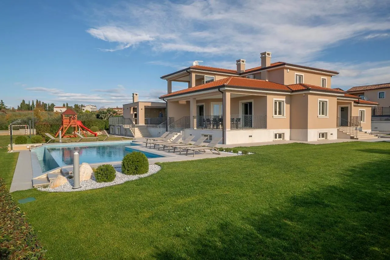 Villa Silvia Kaštelir